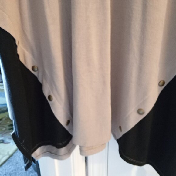 CUTE TUNIC TOP - Picture 4 of 4